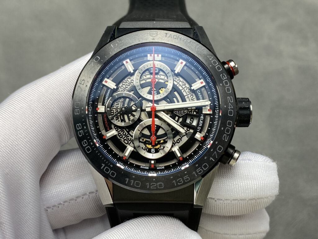 タグ・ホイヤー「TAG Heuer」カレラ ヒューアークロノグラフ 腕時計43mm