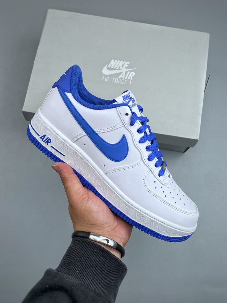 ナイキ エア フォース 1 トレンドスニーカー「Nike Air Force 1」