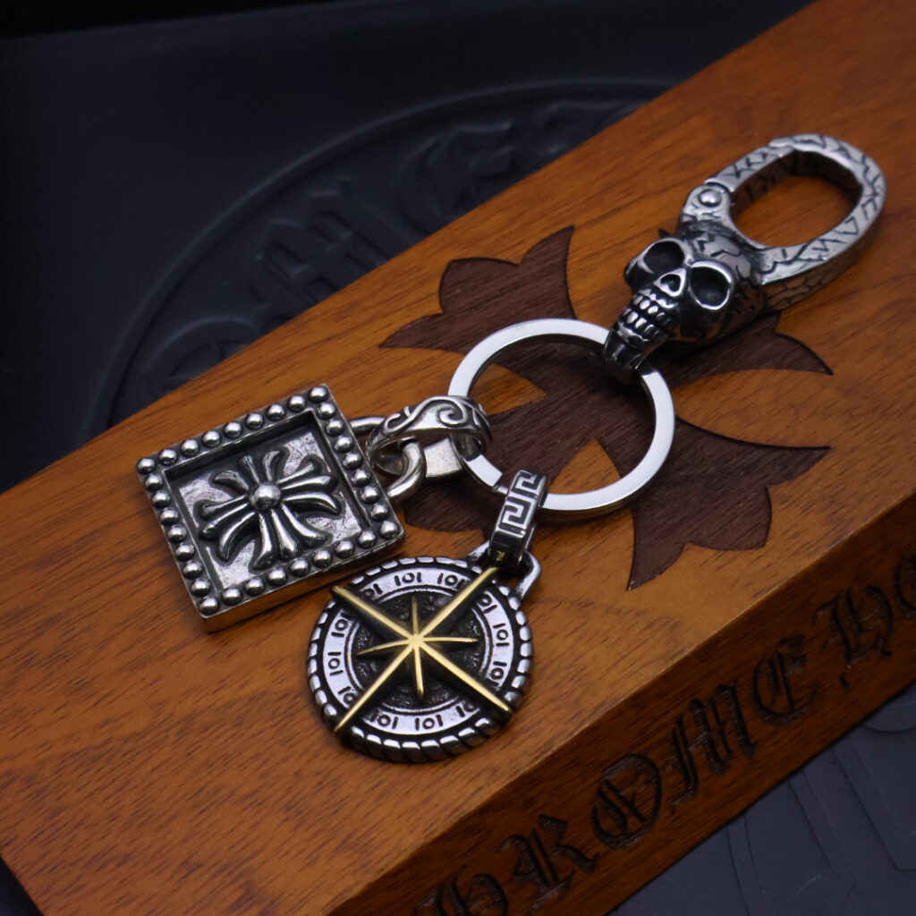クロムハーツ「Chrome Hearts」キーホルダー＆バッグチャーム - トレンドシンボル