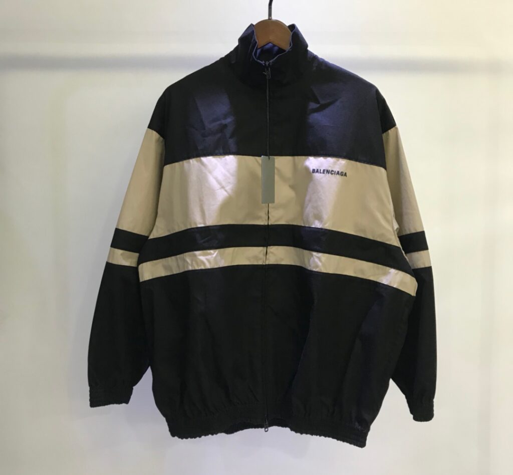 バレンシアガ「Balenciaga」‌カラージャケット