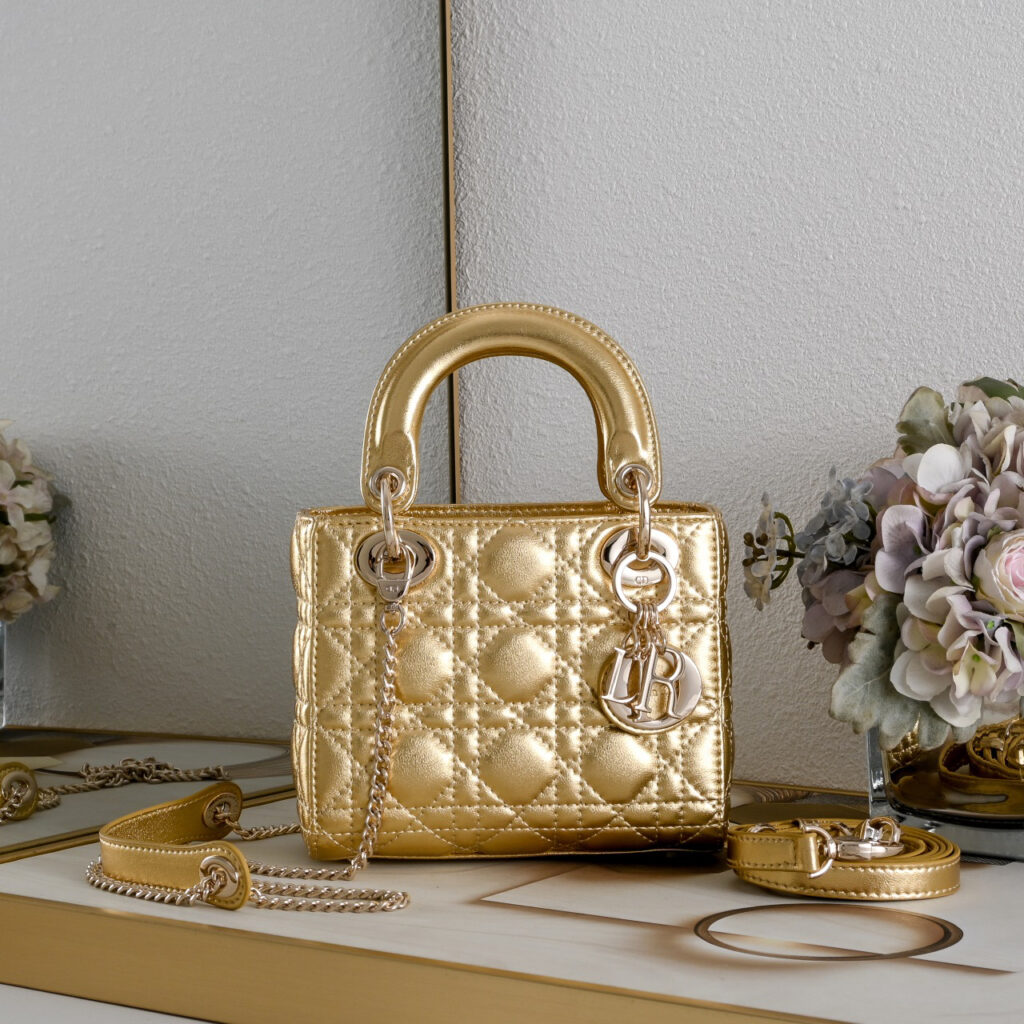 【人気コレクション】レディ ディオール バッグ「Lady Dior Bag」