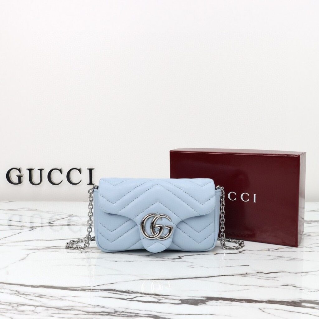 グッチ〔GGマーモント〕ミニ ショルダーバッグ「GG Marmont Bag」