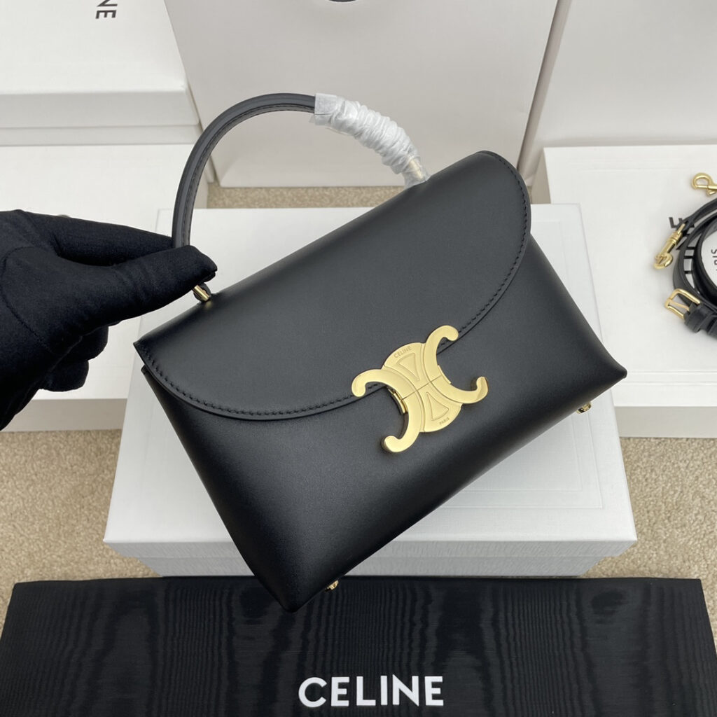 セリーヌ「Celine」TRIOMPHE 2024 COLLECTION レザーハンドバッグ