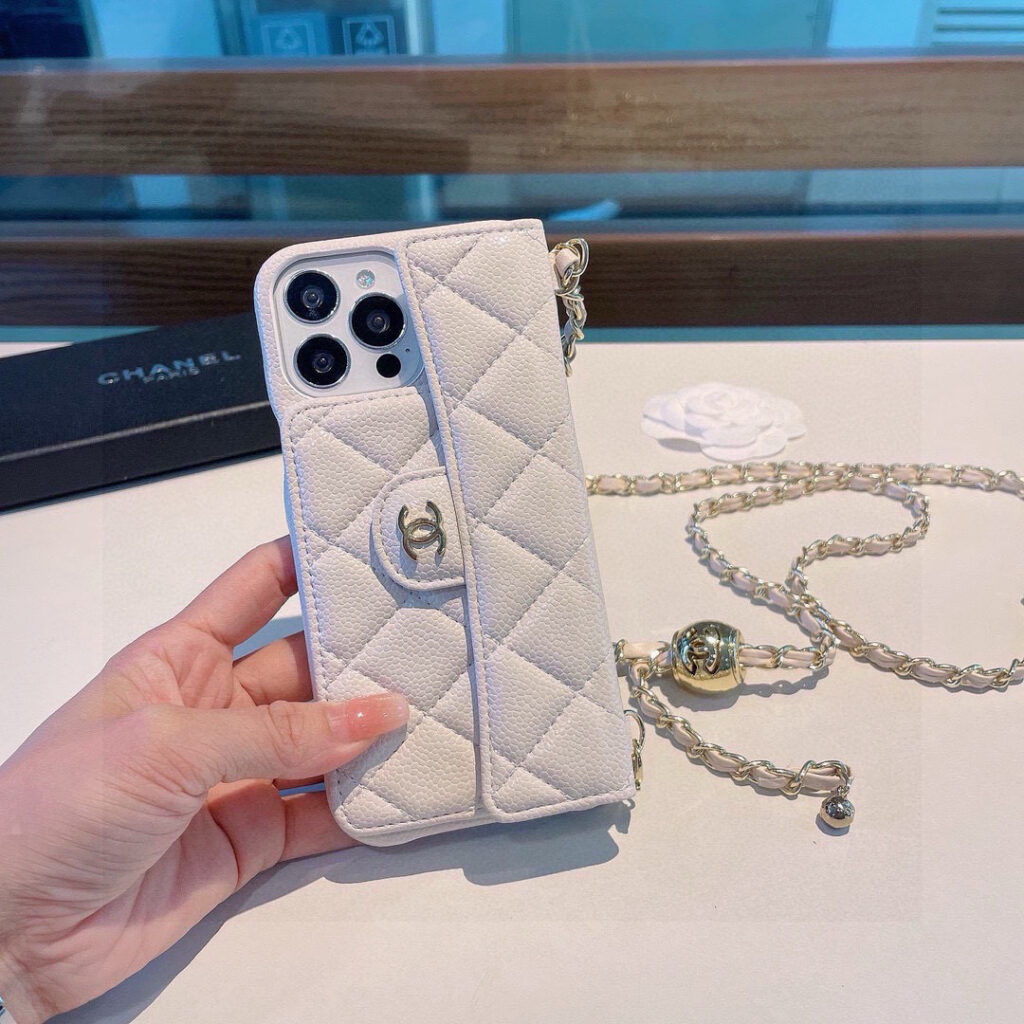 シャネル 新作 高級感スマホケース トレンドデザイン iPhone 対応 轻奢百搭保護殻