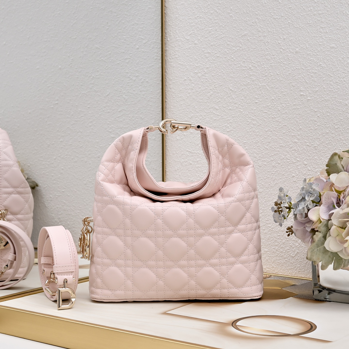 【大人気逸品】 ディオール ホーボー トートバッグ「Toujours Hobo」