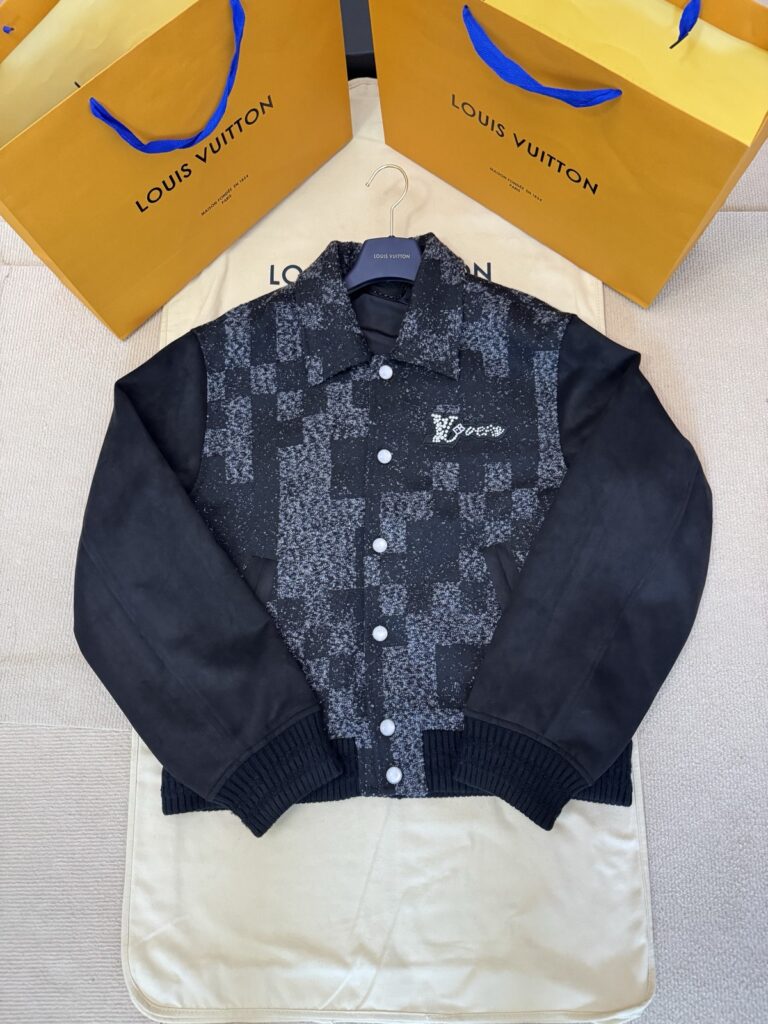 ルイ・ヴィトン「Louis Vuitton」 ビーズ刺繍 ダミエチェック ベースボールジャケット アウター‌