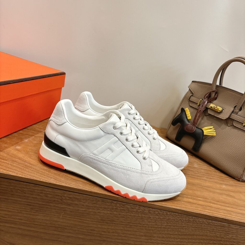 エルメス トレイルシリーズ カジュアルスニーカー「Trail sneaker」