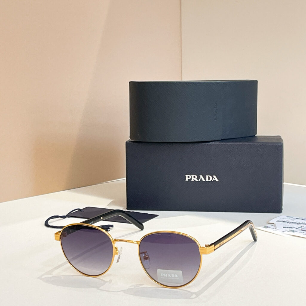 【厳選在庫】Prada ビジネス兼用高級サングラス「全天候遮光」