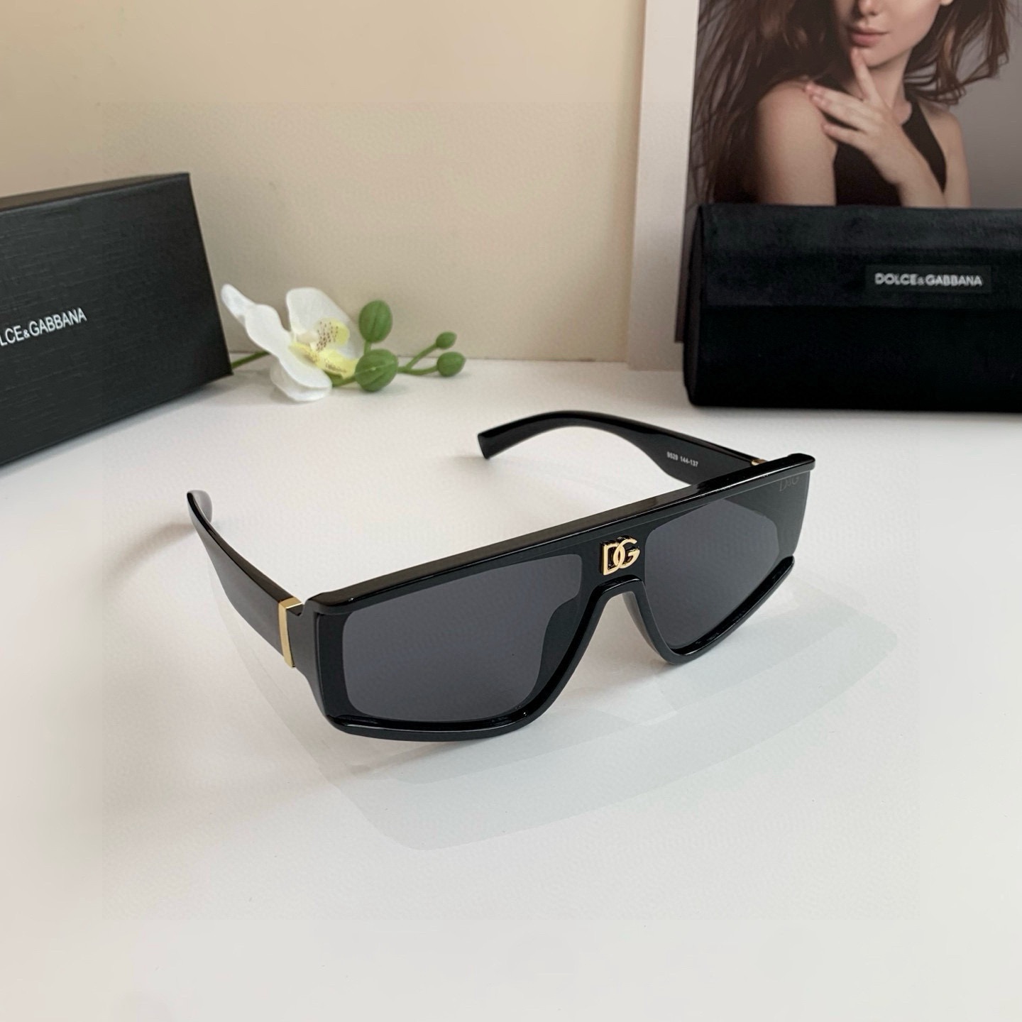 【希少入荷】D&G ドルチェアンドガッバーナ トレンドサングラス「カジュアル通勤用」
