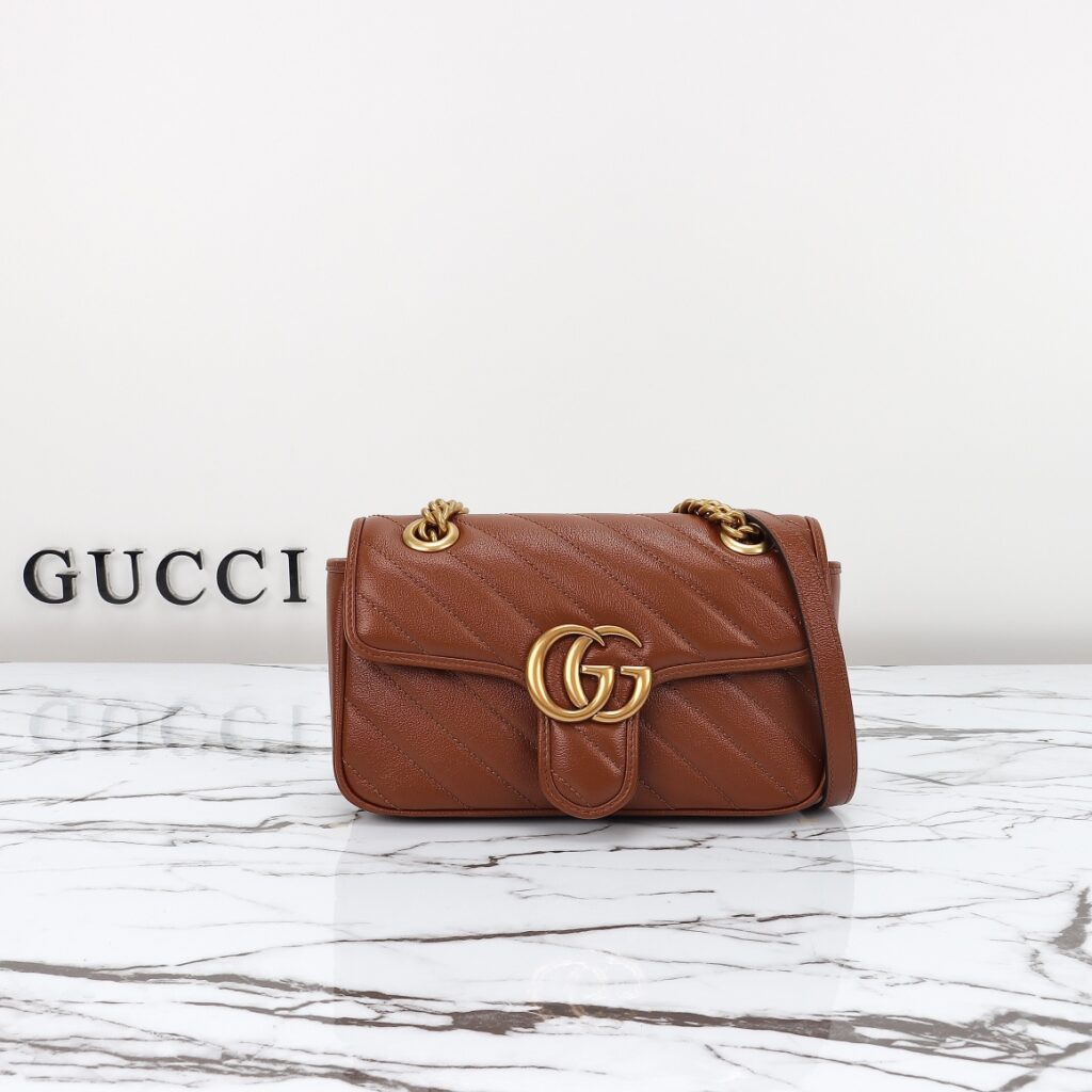 グッチ〔GGマーモント〕ミニ/スモール ショルダーバッグ「GG Marmont Bag」