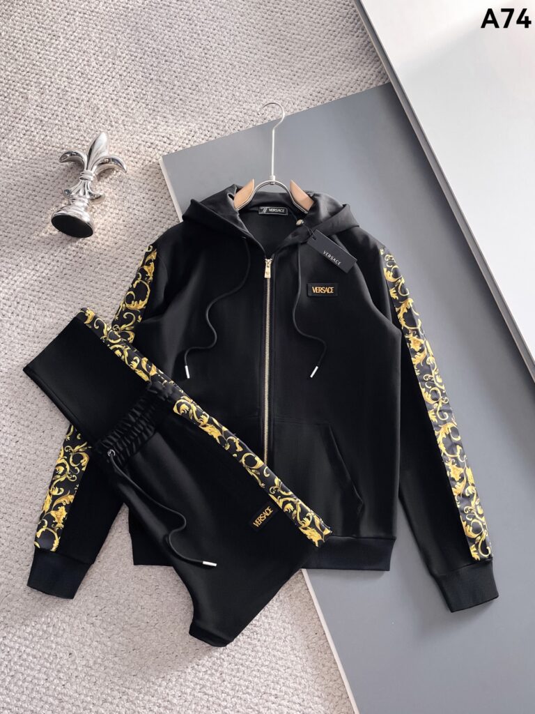 ヴェルサーチ「Versace」秋冬 メンズ カジュアルスポーツセット