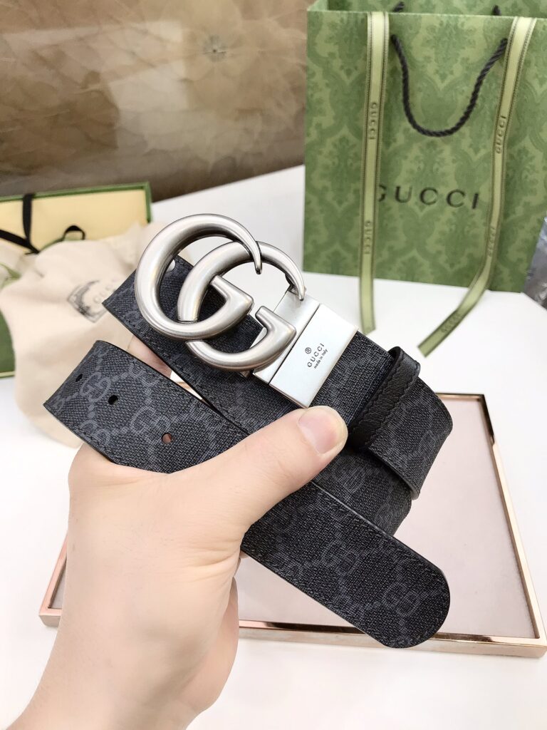 【在庫新登場】Gucci イタリアンテイストベルト「全長約 100cm」