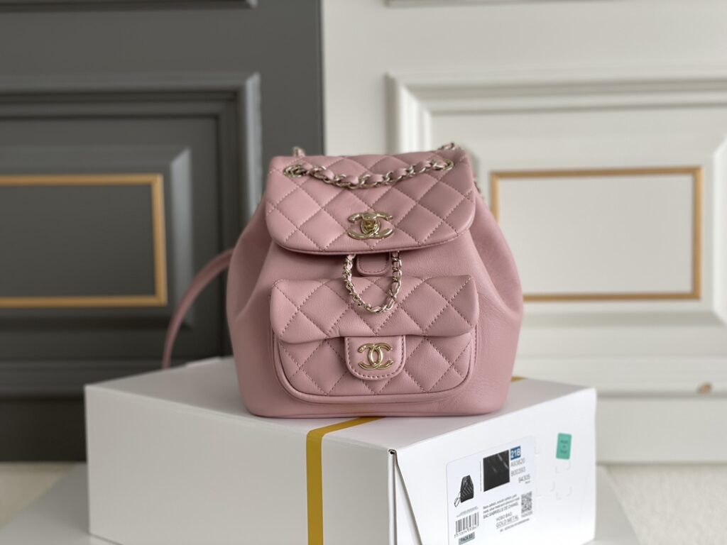 シャネル「Chanel」DUMA チェーンショルダーバッグ スモール レザー