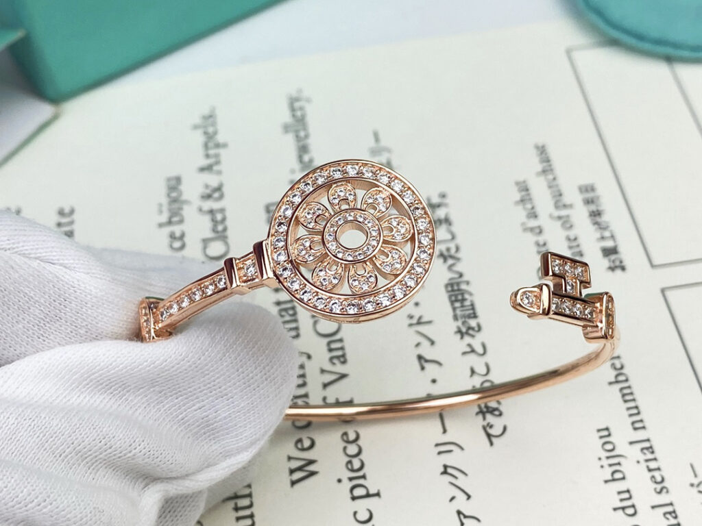 ティファニー「Tiffany & Co.」ポリッシュドシルバーリンク ブレスレット