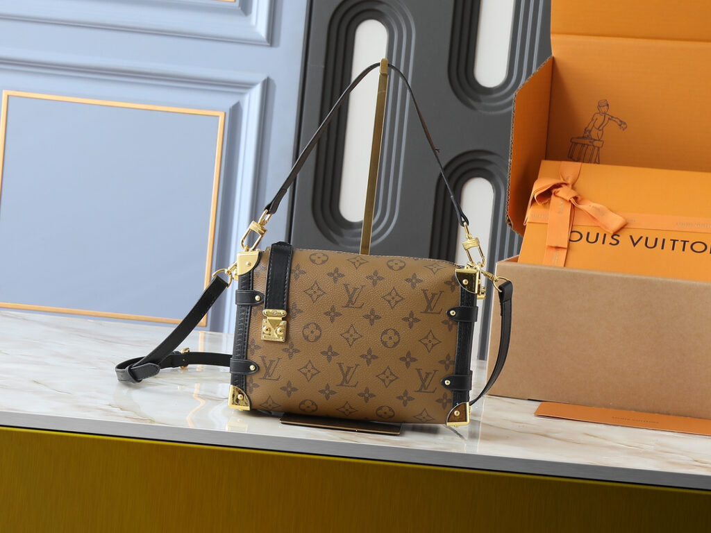ルイ・ヴィトン サイド･トランク MM バッグ「Side Trunk Bag」