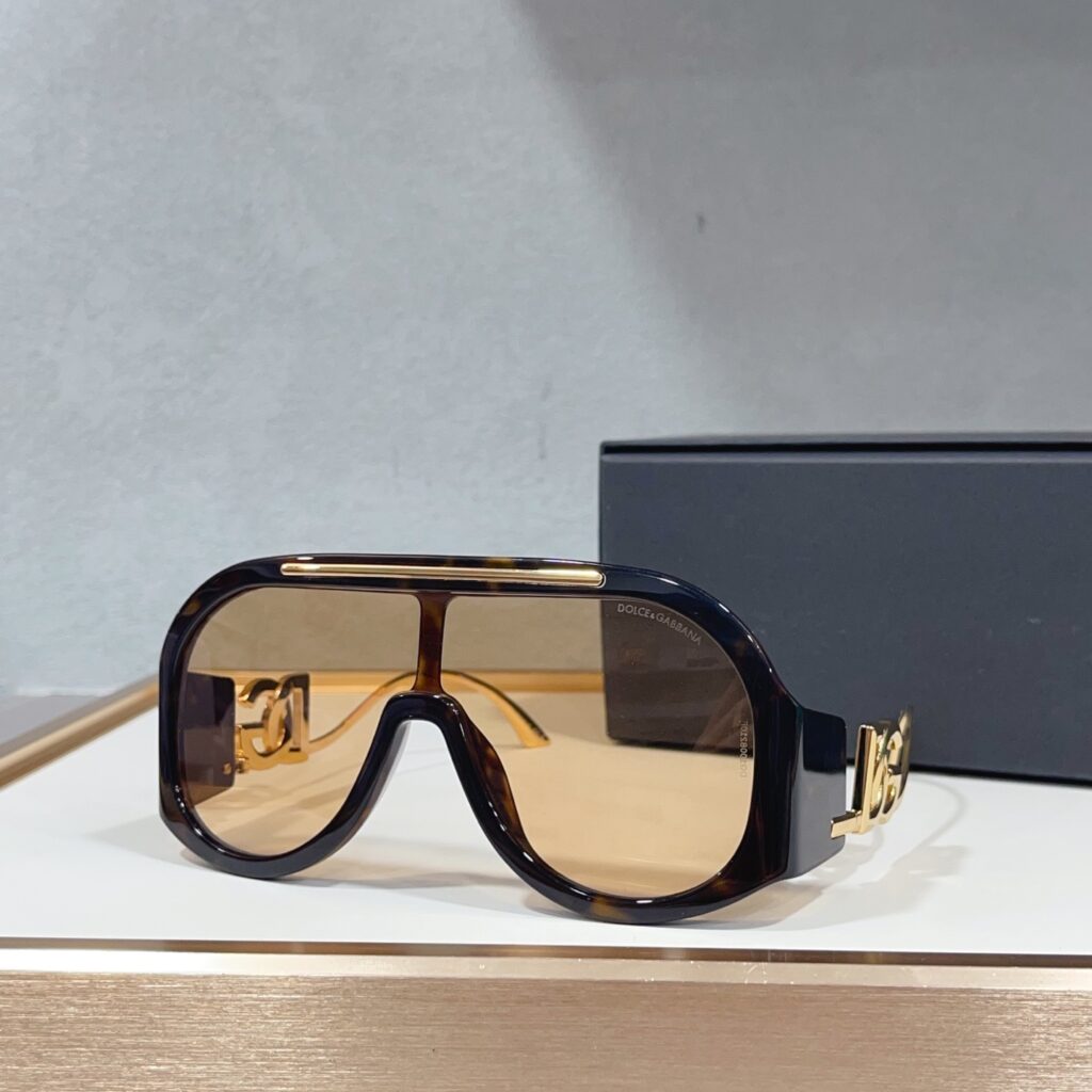 【希少入荷】D&G ドルチェアンドガッバーナ トレンドサングラス「カジュアル通勤用」