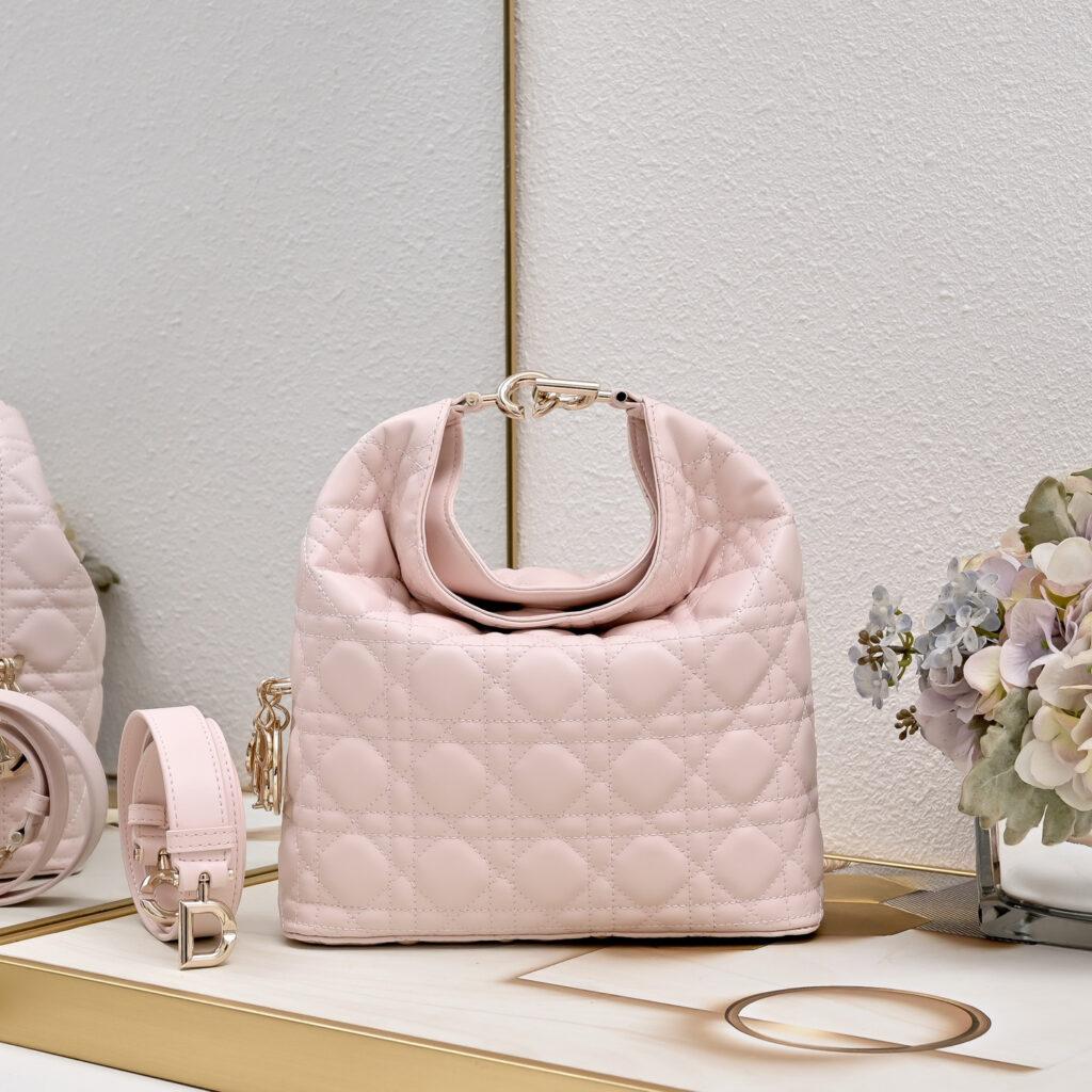 【大人気逸品】 ディオール ホーボー トートバッグ「Toujours Hobo」