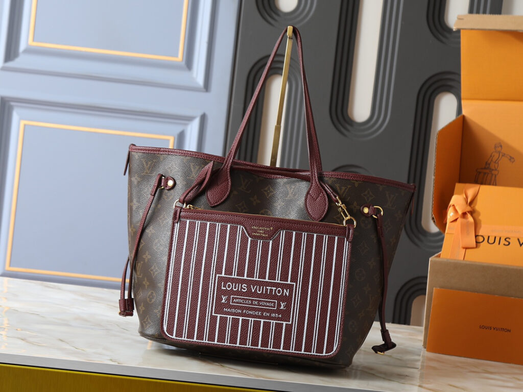 ルイ・ヴィトン ネヴァーフル･インサイドアウト BB/MM バッグ「Neverfull Bag」