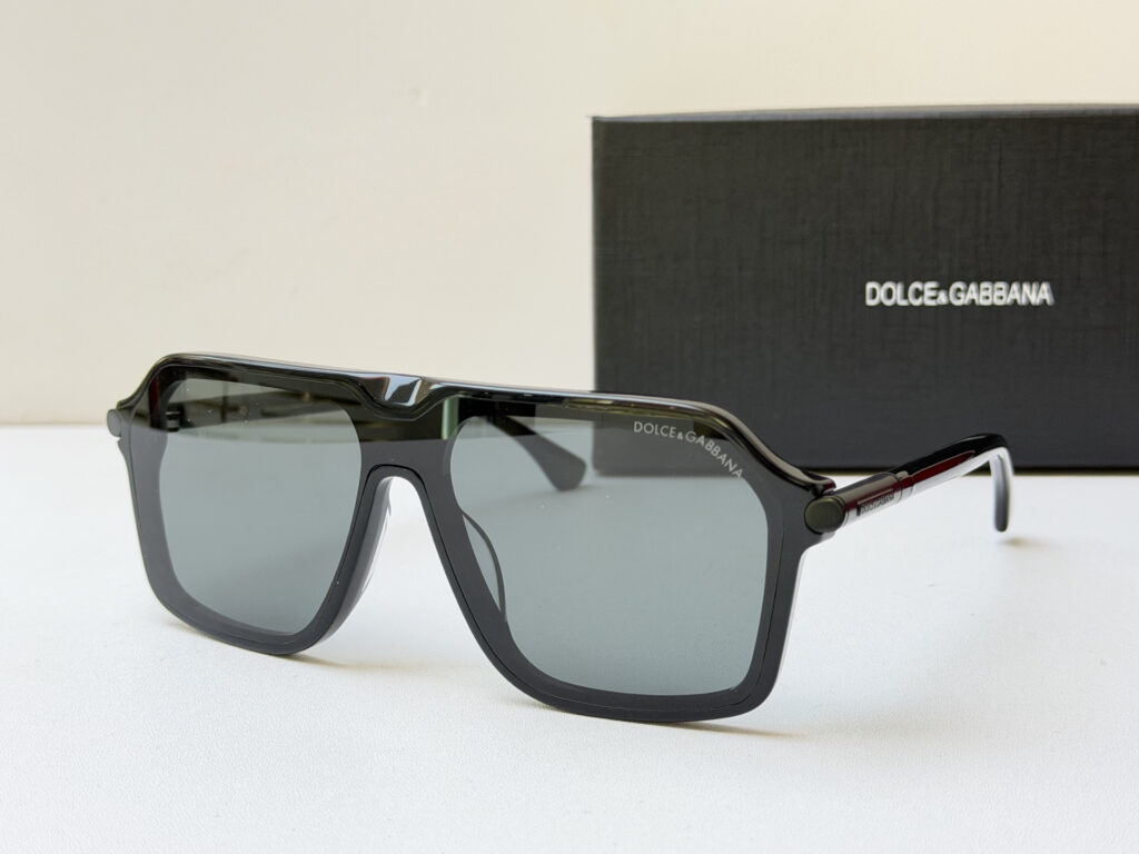 【希少入荷】D&G ドルチェアンドガッバーナ トレンドサングラス「カジュアル通勤用」