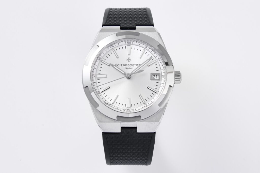 ヴァシュロン・コンスタンタン オーヴァシーズ 41mm