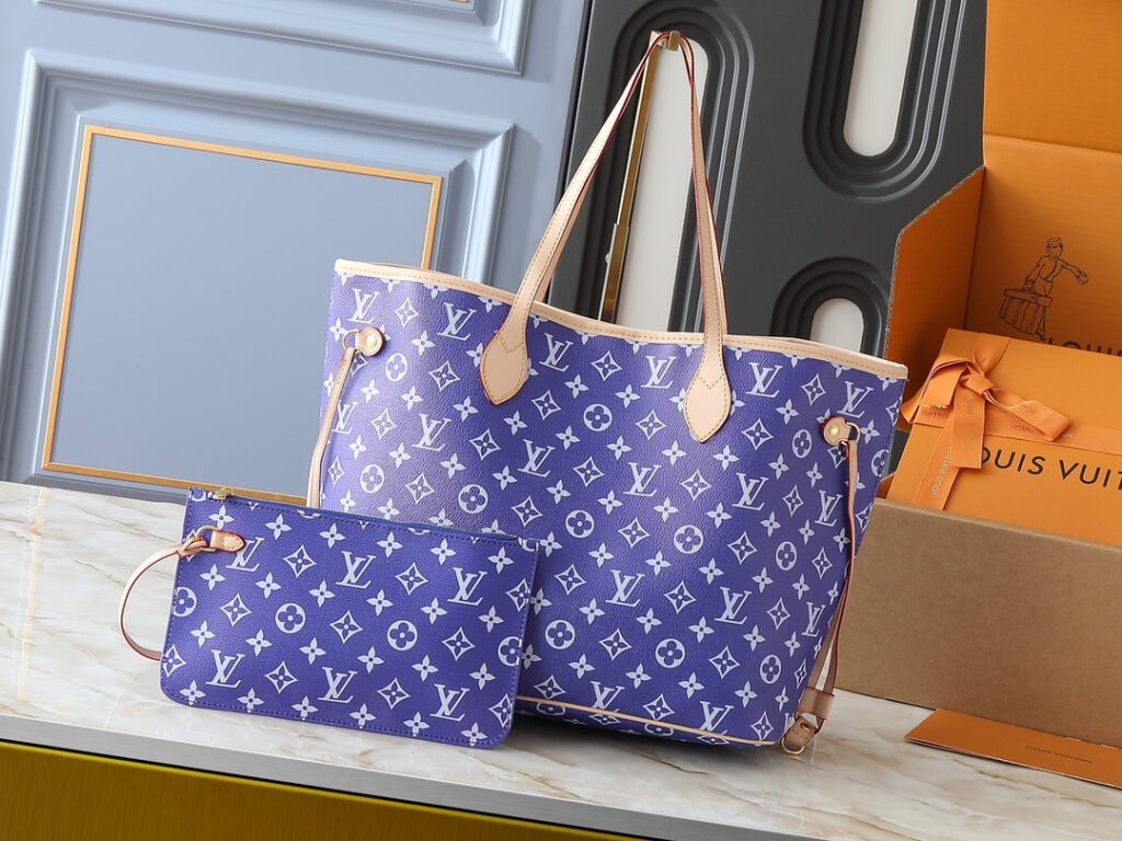 ルイ・ヴィトン ネヴァーフル･インサイドアウト MM バッグ「Neverfull Bag」