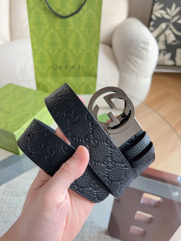 【在庫新登場】Gucci イタリアンテイストベルト「全長約 100cm」