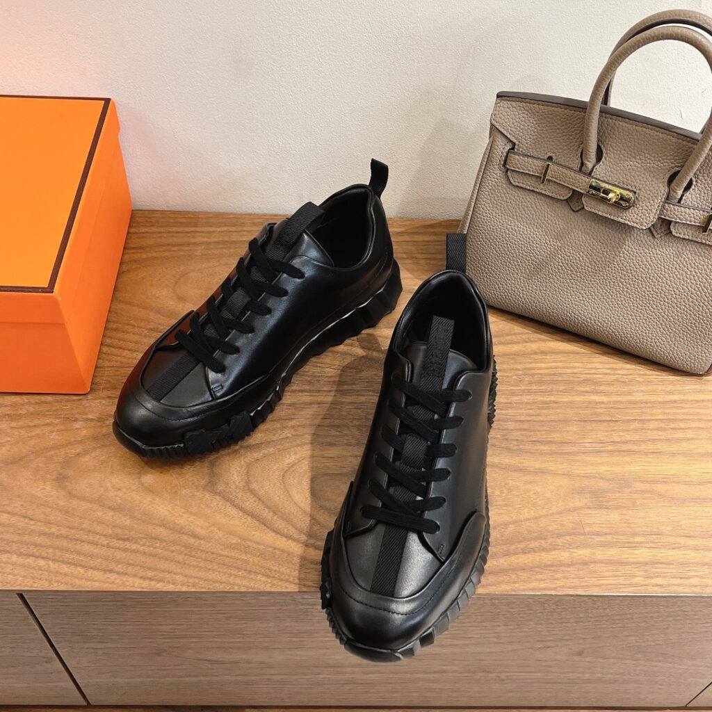 エルメス リフトシリーズ スリッポンスニーカー「Lift slip-on sneaker」