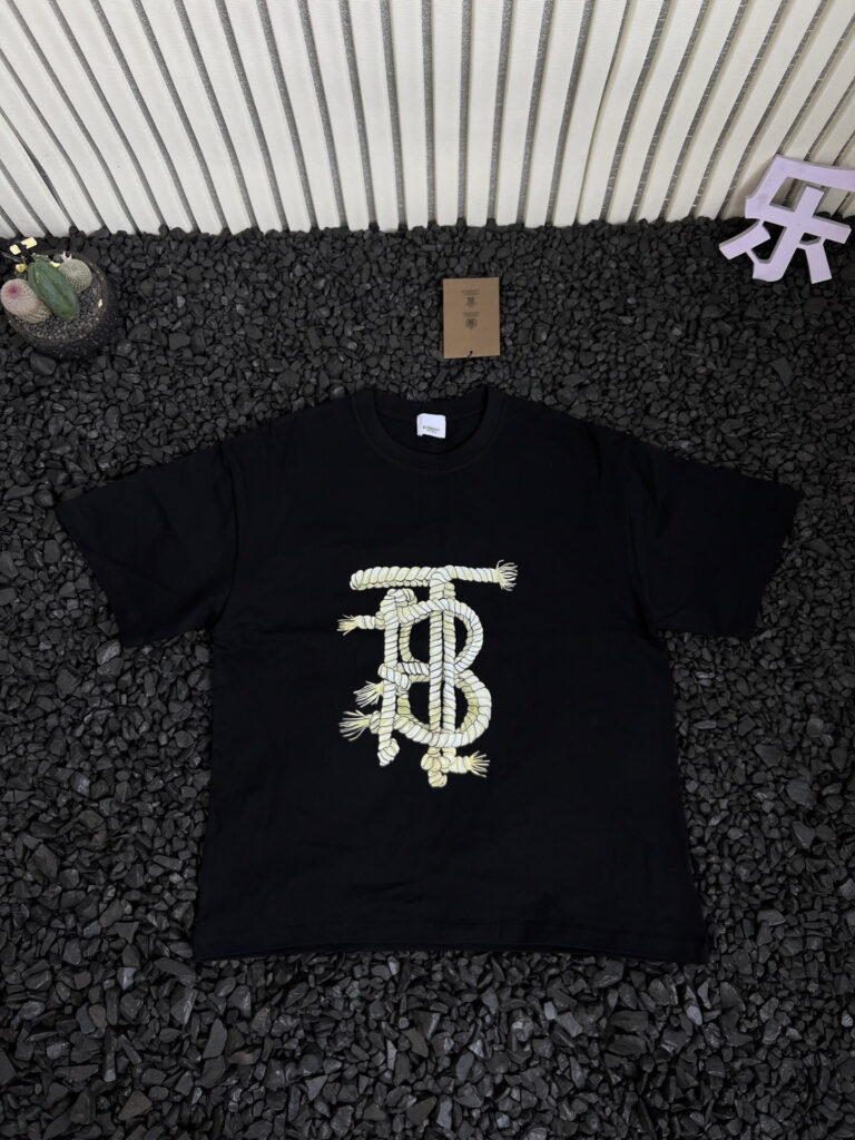 バーバリー Burberry カップル オーバーサイズ プリント Tシャツ 春夏コレクション