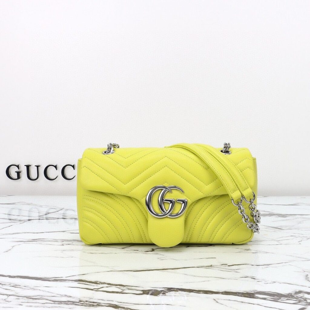グッチ〔GGマーモント〕ミディアム ショルダーバッグ「GG Marmont Bag」