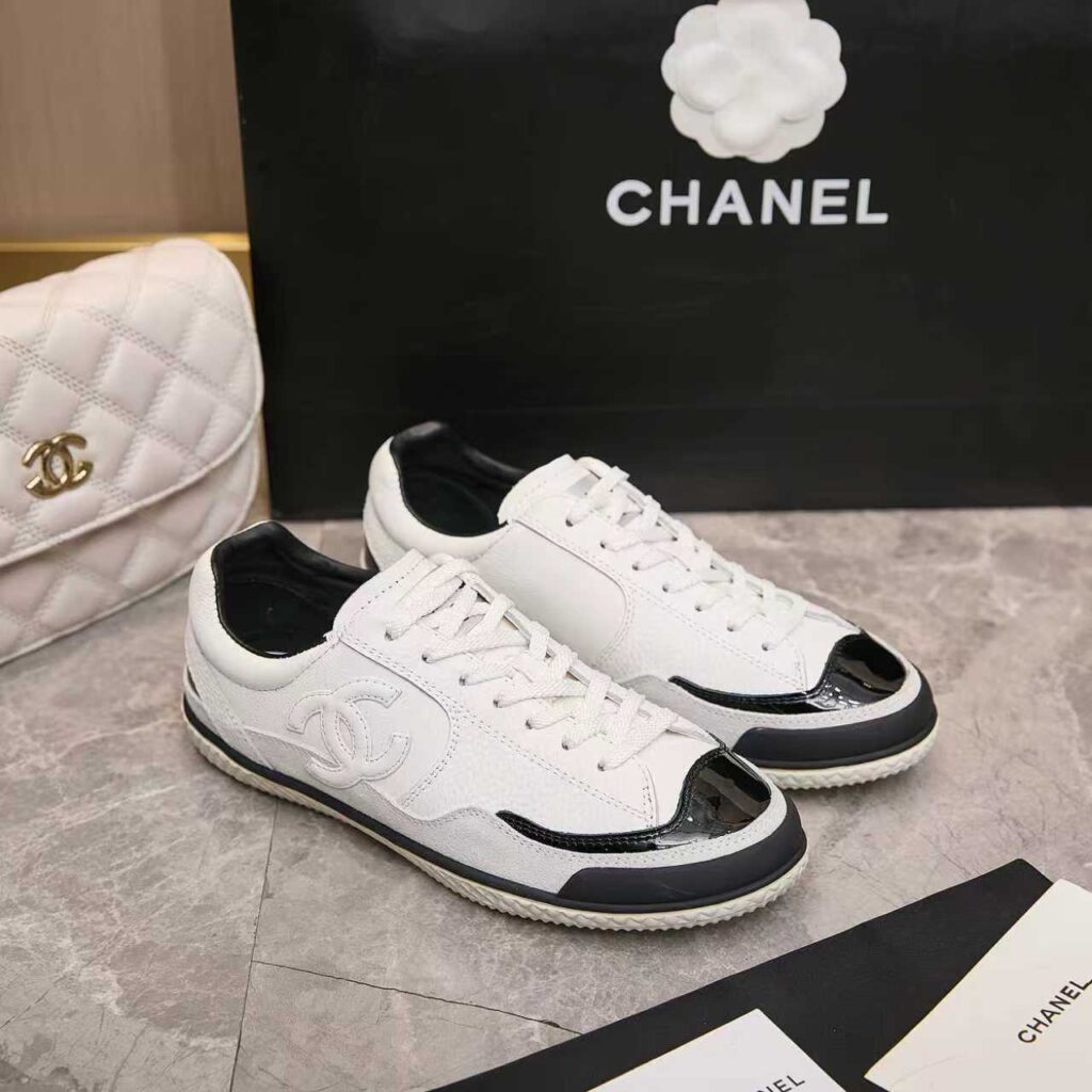 シャネル 25 レトロ ドイツトレーニングシューズ ローカット カジュアルスニーカー