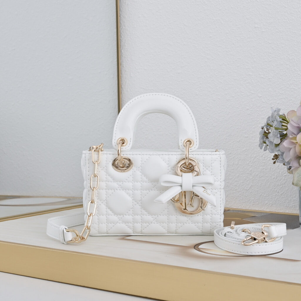 【入手困難品】ディオール レディ ディージョイ ハンドバッグ「Lady D‑Joy Bag」