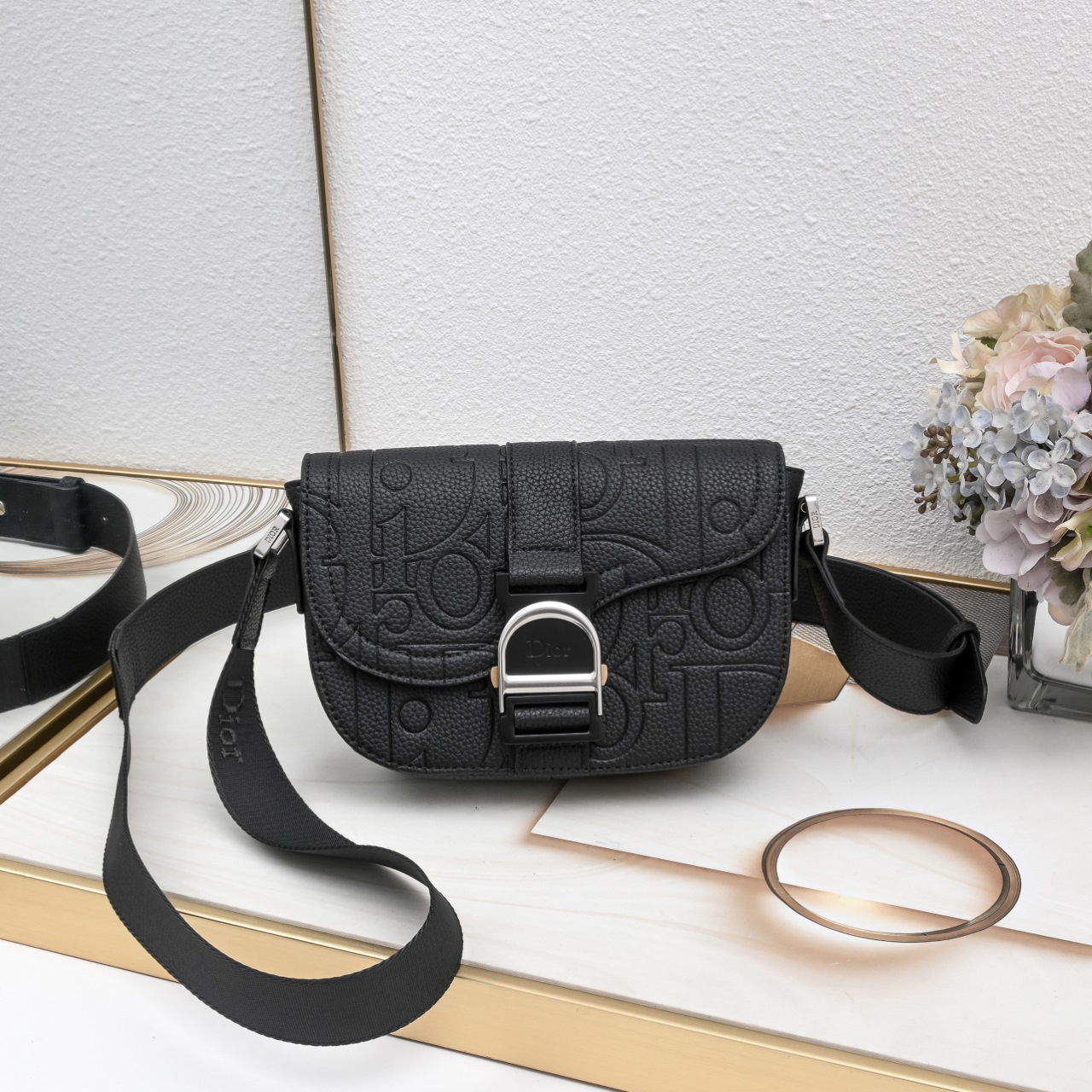 【大人気逸品】 ディオール サドル フラップメッセンジャー「Heritage」