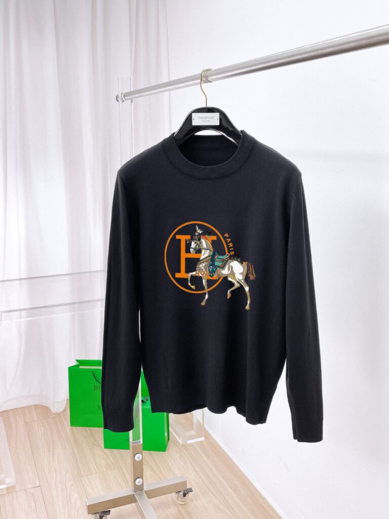 エルメス「Hermès」春季新作ラウンドネックスウェット