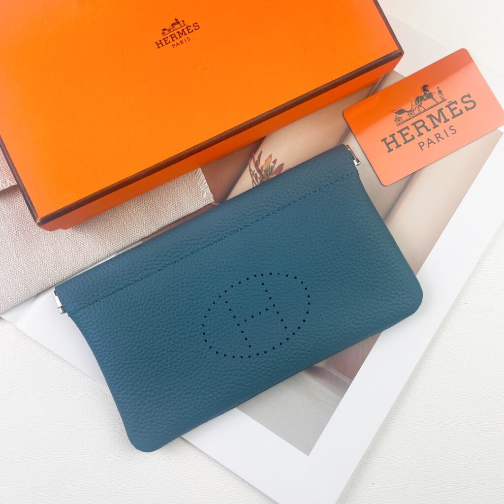 【厳選新入荷】エルメス Evelyne Zip Pouch イヴリンファスナーハンドポーチ「携帯小銭収納レザー小物」