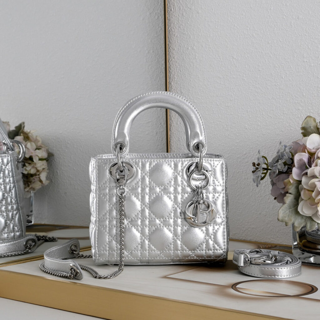 【人気コレクション】レディ ディオール バッグ「Lady Dior Bag」