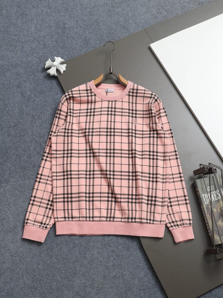 バーバリー「Burberry」クラシックチェック TB刺繍 ロンT（ユニセックス）