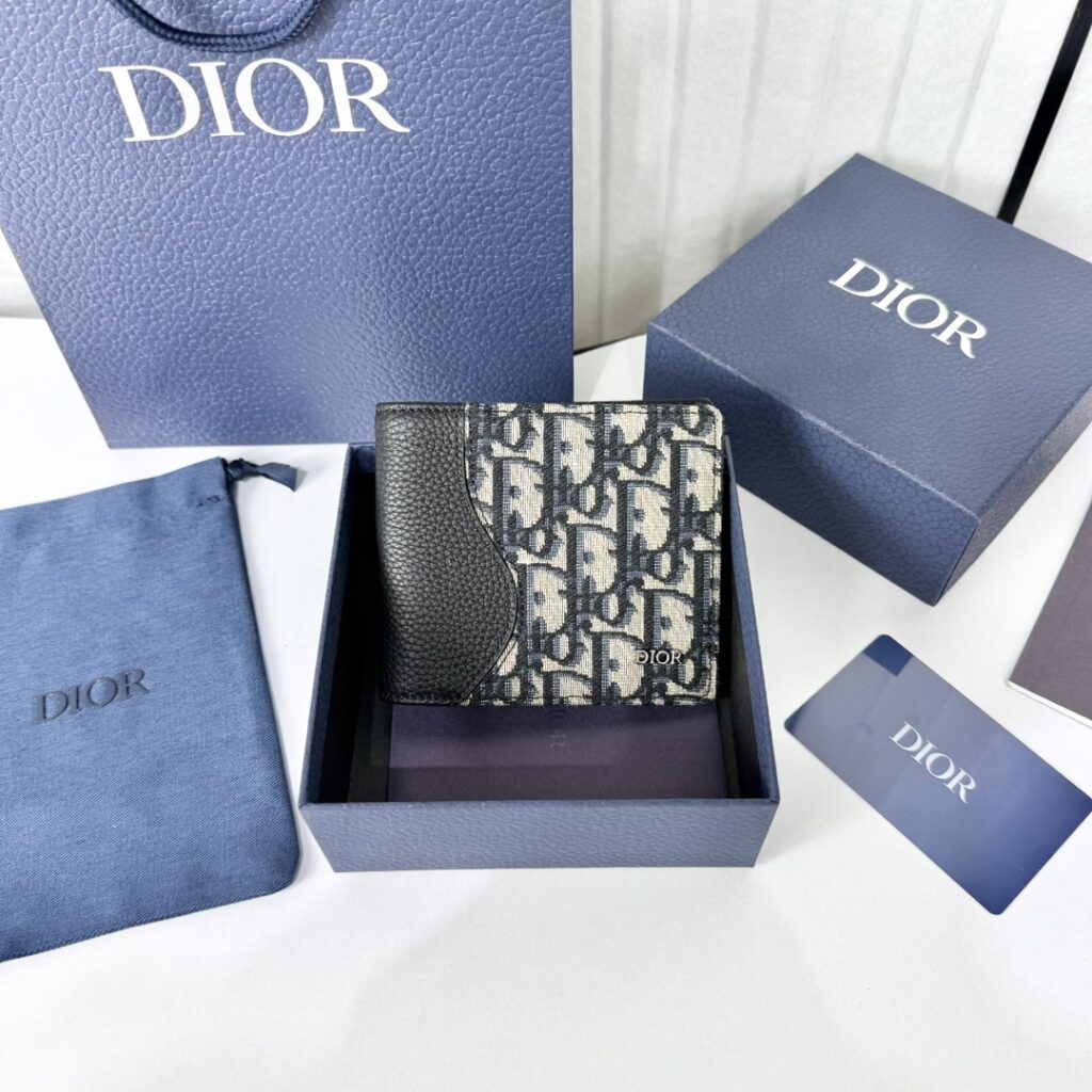 ディオール「Dior」Saddle 2つ折りウォレット