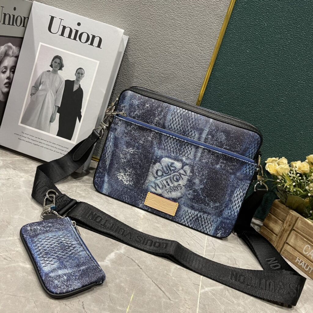 ルイ・ヴィトン「Louis Vuitton」新作 Trio メッセンジャーバッグ