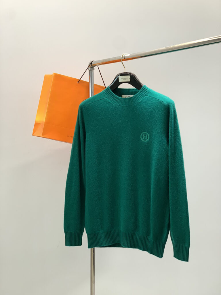 エルメス「Hermès」春季新作ラウンドネックスウェット