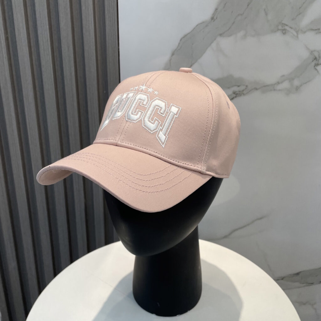 グッチ「Gucci」ベースボールキャップ 2026コレクション