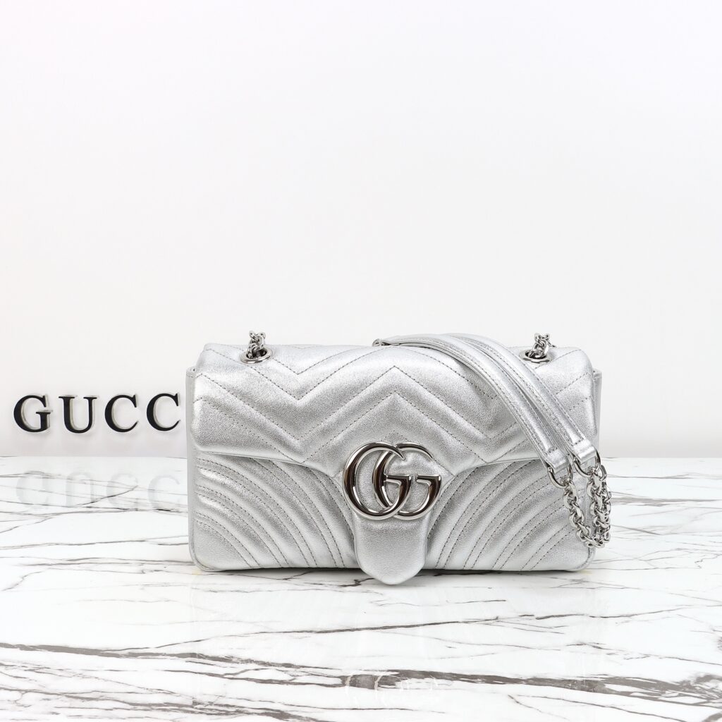グッチ〔GGマーモント〕ミディアム ショルダーバッグ「GG Marmont Bag」