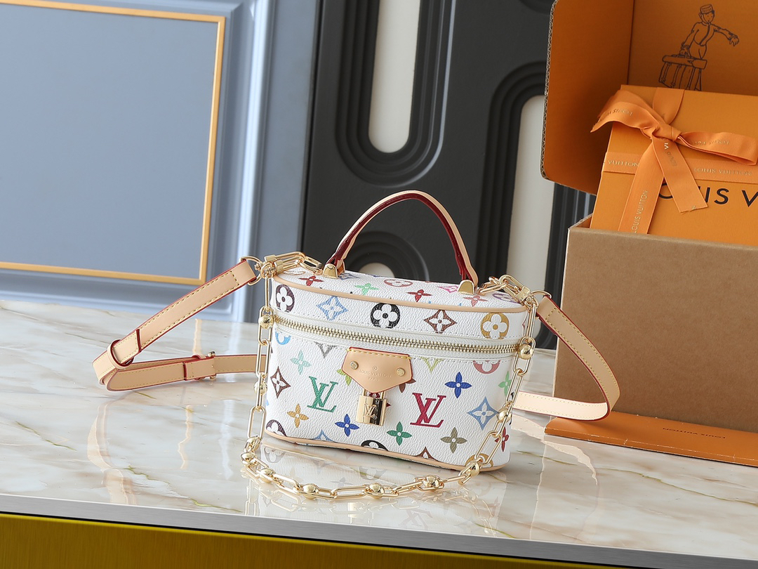 ルイ・ヴィトン LV x TM ヴァニティ・チェーン ポーチ