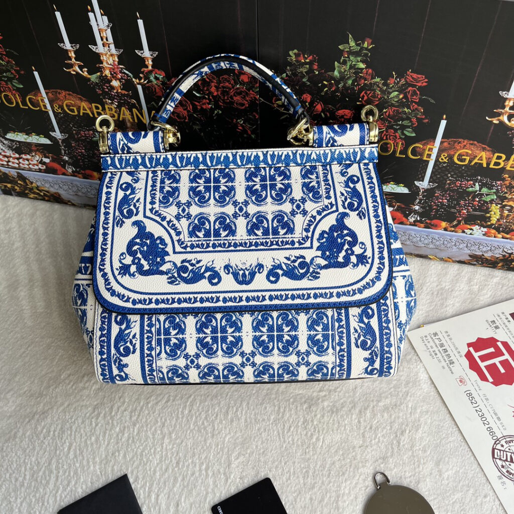 ドルチェ・アンド・ガッバーナ「D&G」 レザープリント ミラー付き ショルダーバッグ