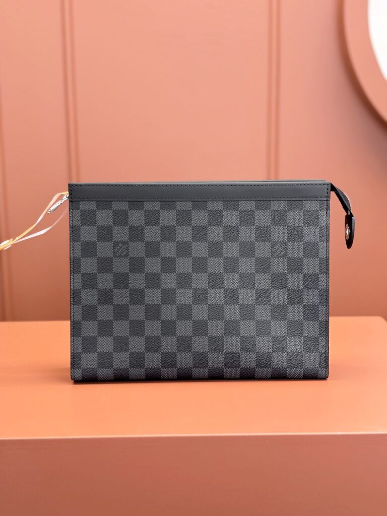 ルイ・ヴィトン「Louis Vuitton」ポシェット･ヴォワヤージュ MM
