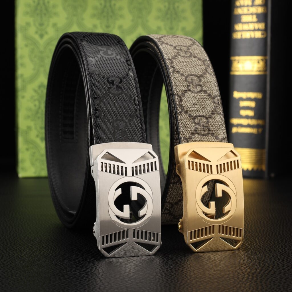 【在庫新登場】Gucci イタリアンテイストベルト 2 点セット「全長約 100cm」