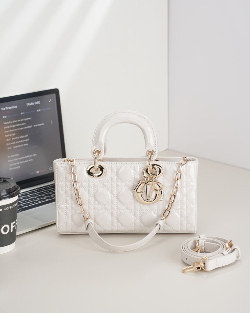 【入手困難品】ディオール レディ ディージョイ ハンドバッグ「Lady D‑Joy Bag」
