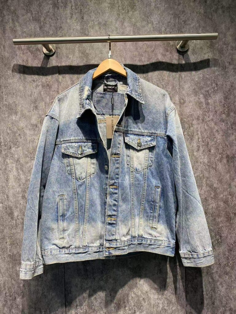 バレンシアガ「Balenciaga」デニムジャケット クラシック リデザイン
