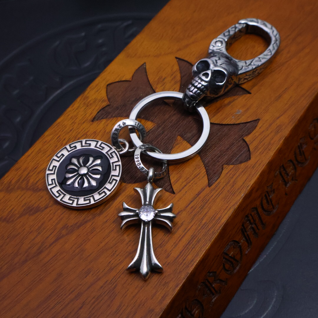 クロムハーツ「Chrome Hearts」キーホルダー&バッグチャーム - トレンドシンボル
