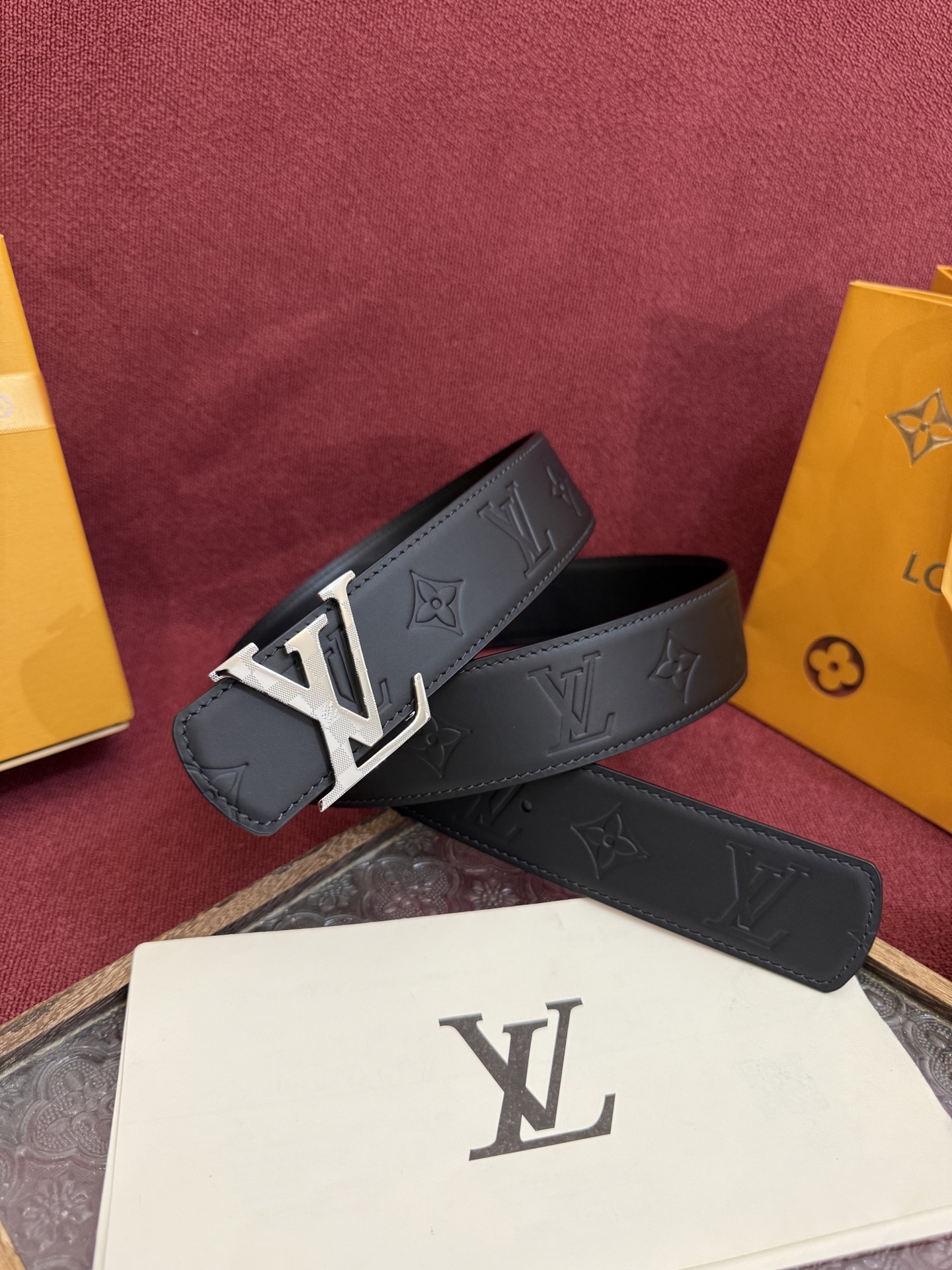 【日本未入荷】ルイヴィトン LV Dimension 両面使いベルト 40mm(全長約 100cm)