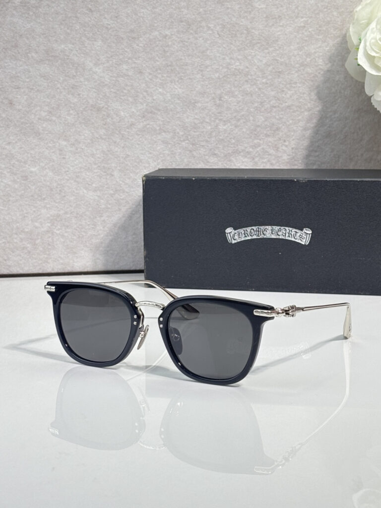 【希少新作】Chrome Hearts クロムハーツ ハードデザインサングラス「限定モデル」